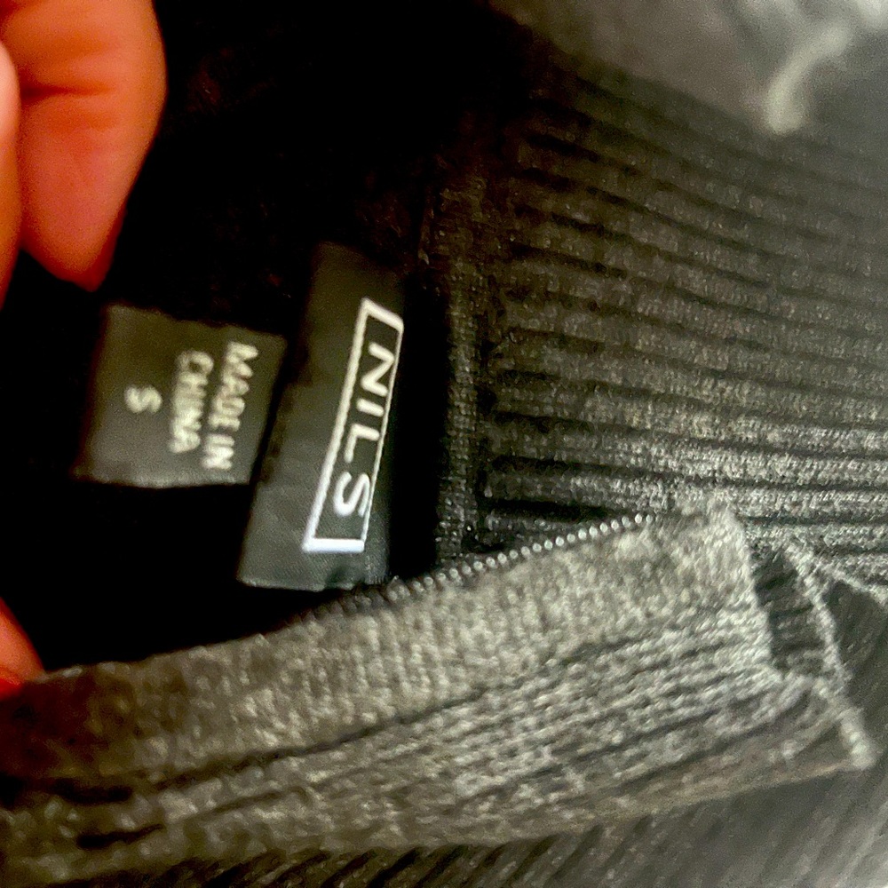 Cute ski sweater Vintage